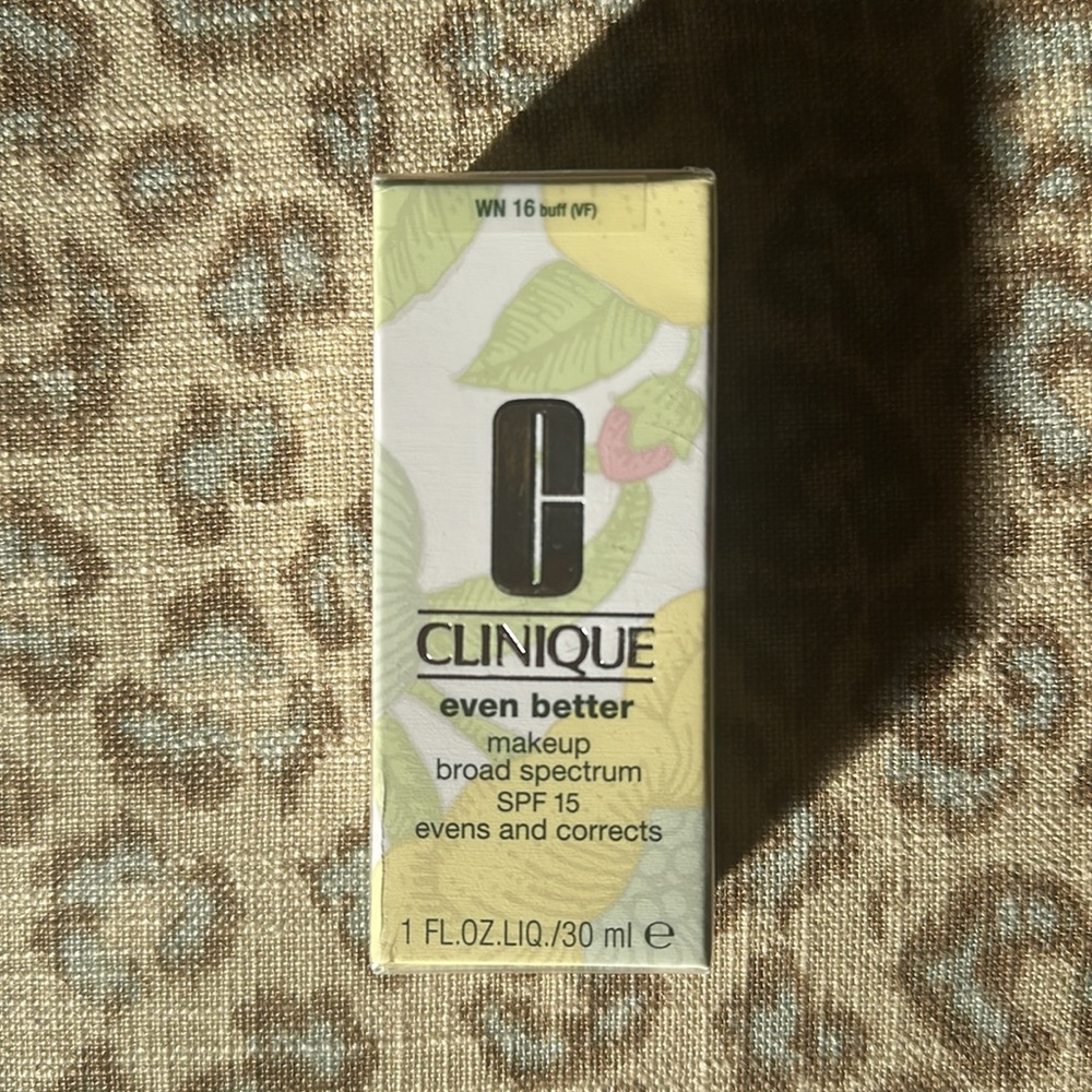 NIB CLINIQUE Even Better Makeup WN 16 (VF)